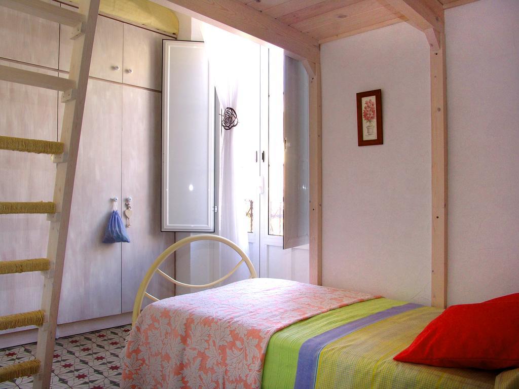 Apartamento Valdes Alicante Ngoại thất bức ảnh